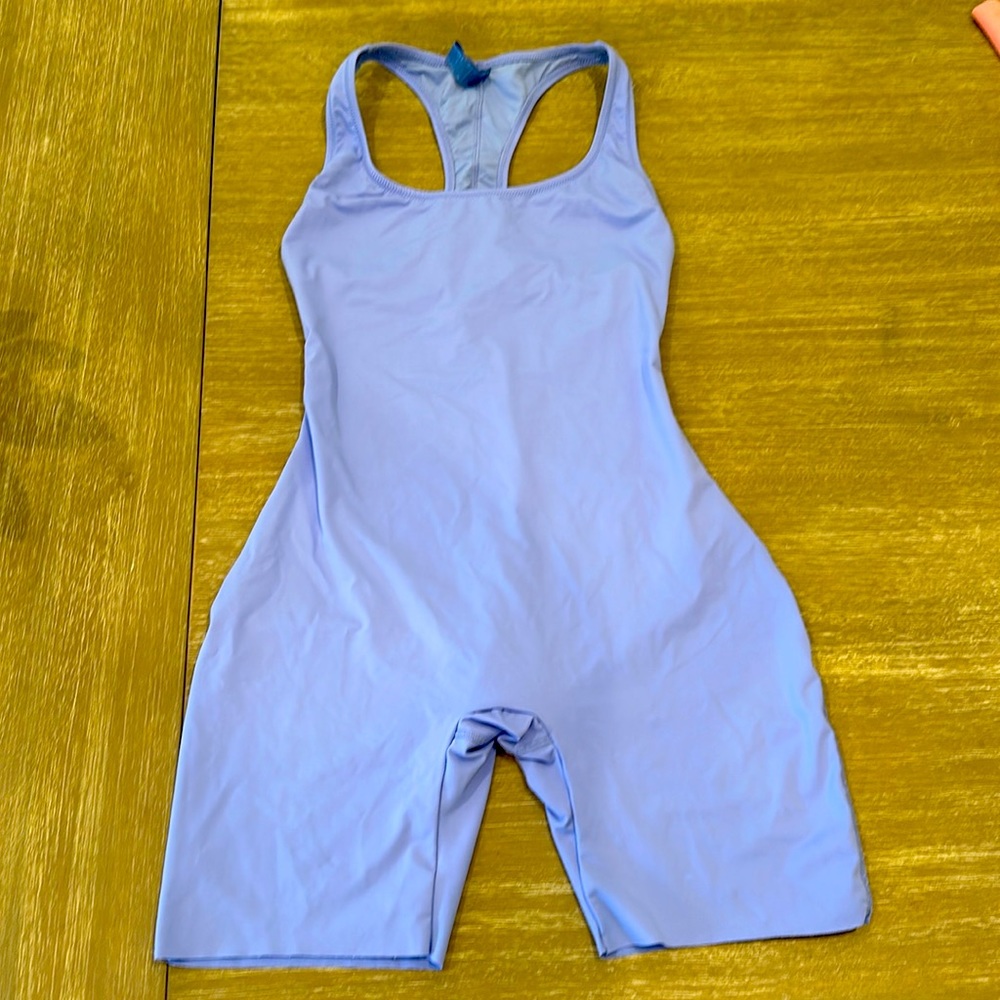 Super cute skims romper 💙🩵